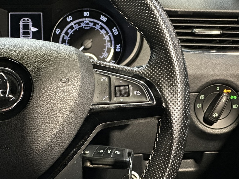 Used Skoda Octavia 2016 for sale - 77821940: Photo 61