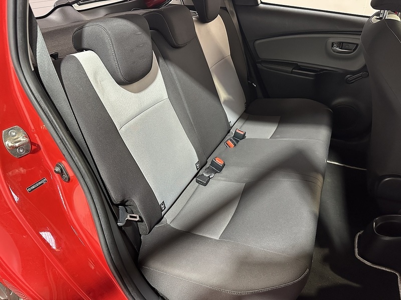 Used Toyota Yaris 2017 for sale - 76819362: Photo 11