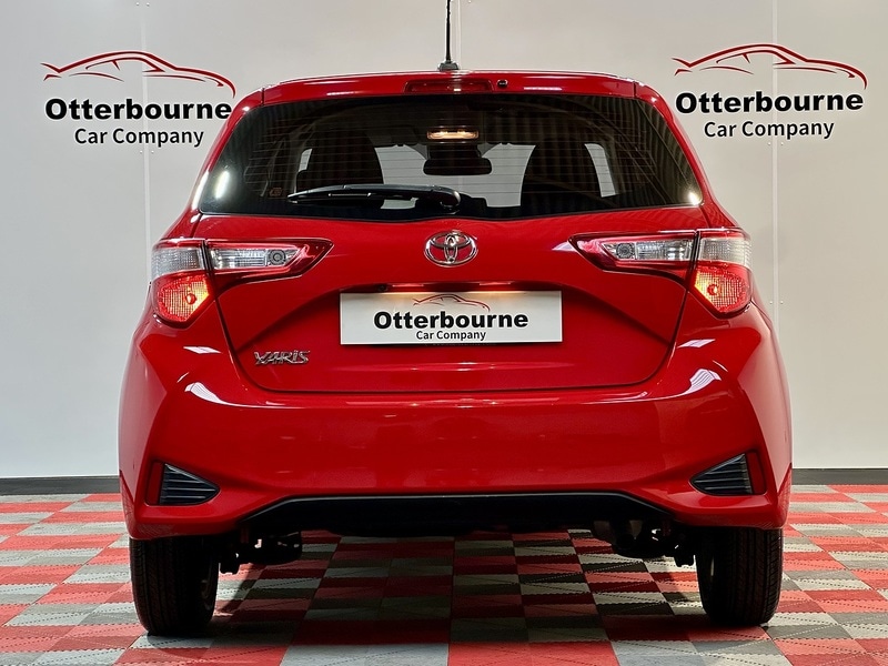 Used Toyota Yaris 2017 for sale - 76819362: Photo 16