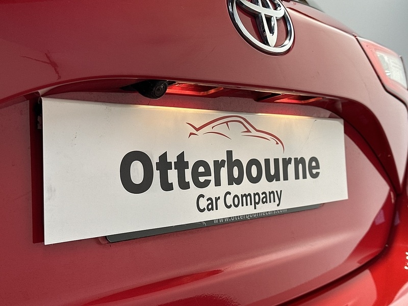 Used Toyota Yaris 2017 for sale - 76819362: Photo 38