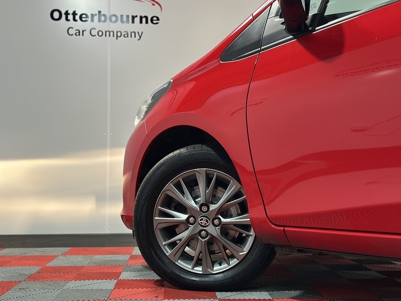 Used Toyota Yaris 2017 for sale - 76819362: Photo 54