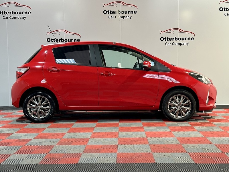 Used Toyota Yaris 2017 for sale - 76819362: Photo 6