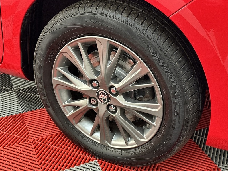 Used Toyota Yaris 2017 for sale - 76819362: Photo 61
