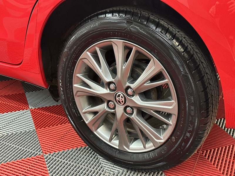 Used Toyota Yaris 2017 for sale - 76819362: Photo 63