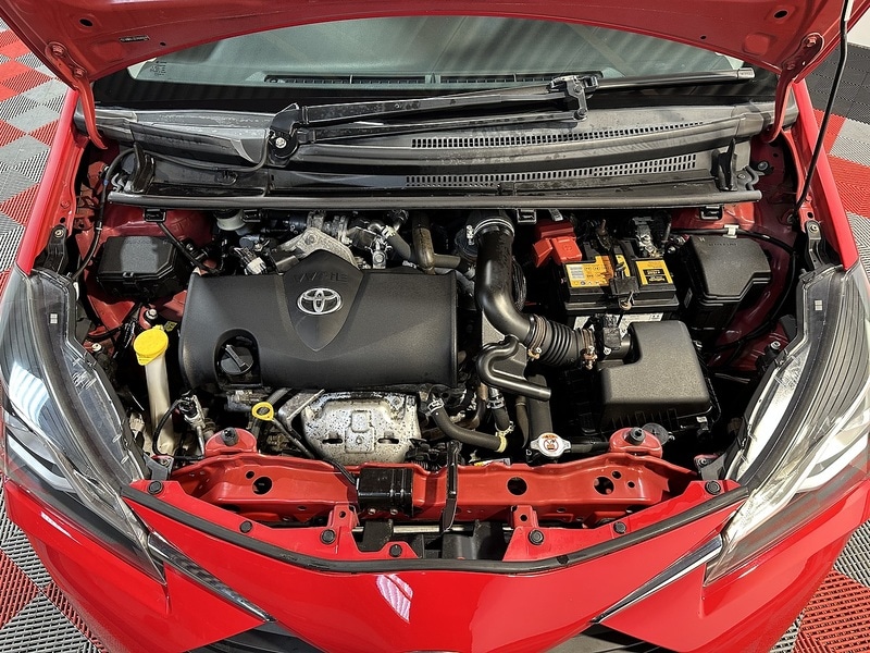 Used Toyota Yaris 2017 for sale - 76819362: Photo 64