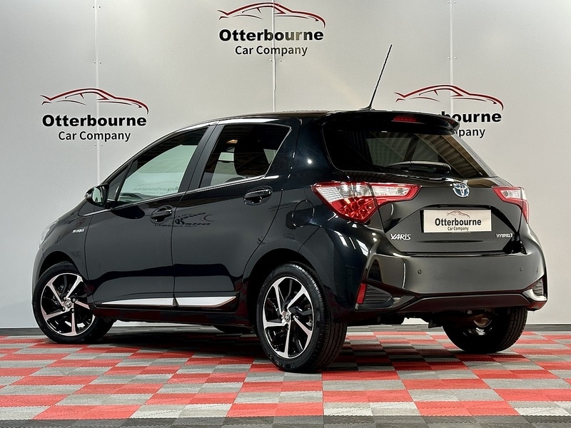 Used Toyota Yaris 2020 for sale - 76819345: Photo 4