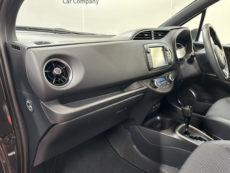 Used Toyota Yaris 2020 for sale - 76819345: Photo 45