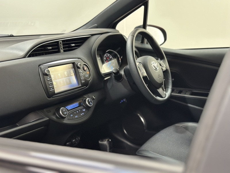 Used Toyota Yaris 2020 for sale - 76819345: Photo 50