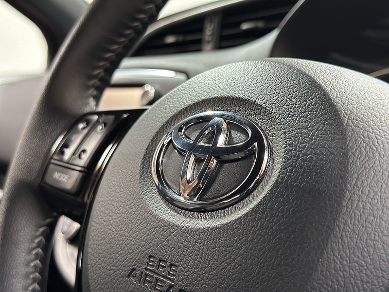 Used Toyota Yaris 2020 for sale - 76819345: Photo 56