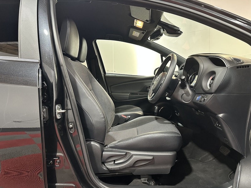 Used Toyota Yaris 2020 for sale - 76819345: Photo 60