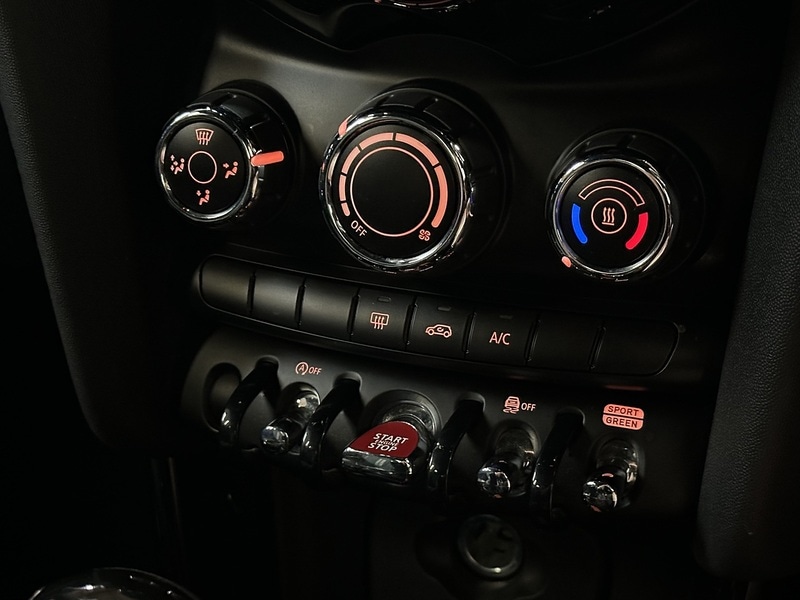 Used MINI Hatch 2018 for sale - 76819349: Photo 29