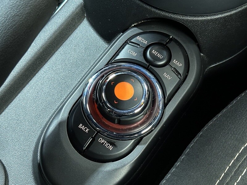 Used MINI Hatch 2018 for sale - 76819349: Photo 31