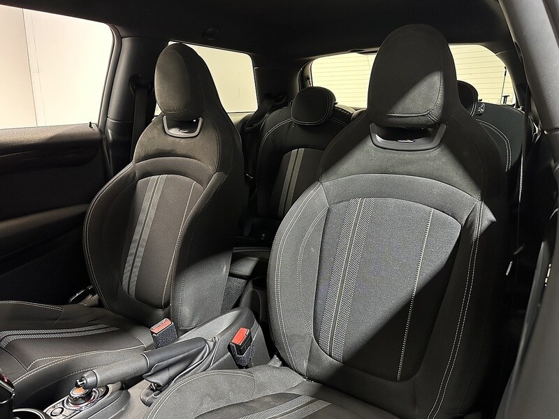 Used MINI Hatch 2018 for sale - 76819349: Photo 33