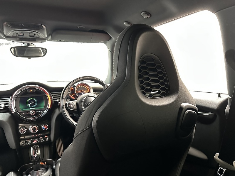 Used MINI Hatch 2018 for sale - 76819349: Photo 34