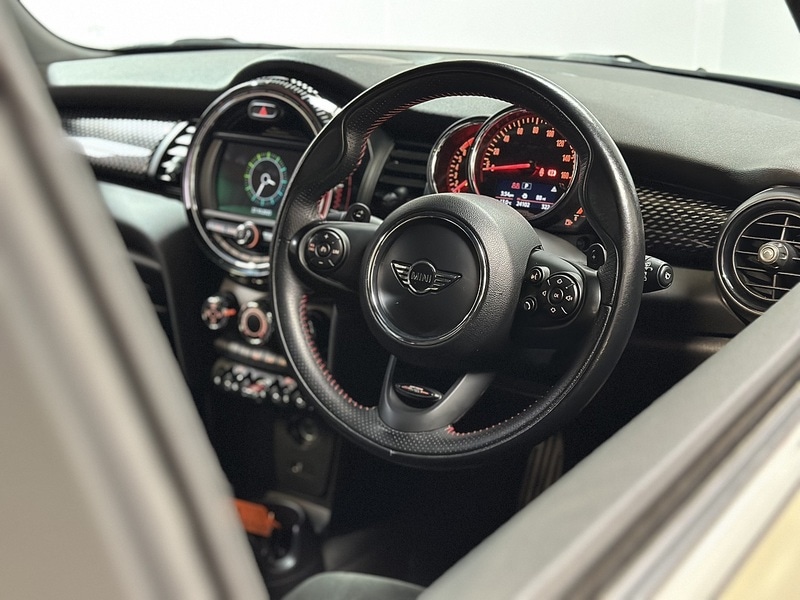 Used MINI Hatch 2018 for sale - 76819349: Photo 45