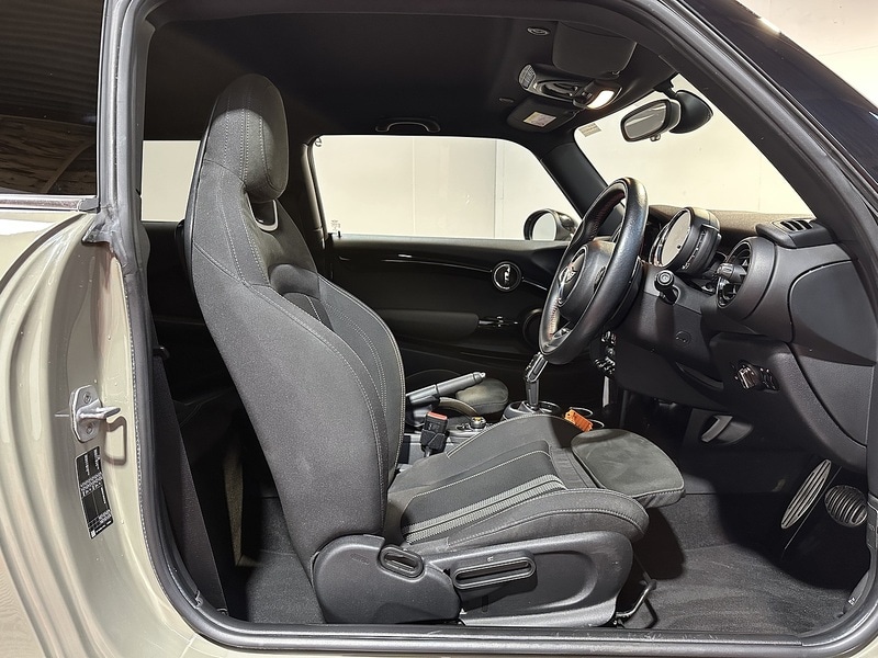 Used MINI Hatch 2018 for sale - 76819349: Photo 59