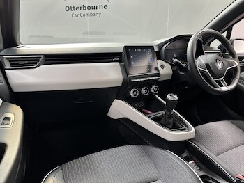 Used Renault Clio 2023 for sale - 78412878: Photo