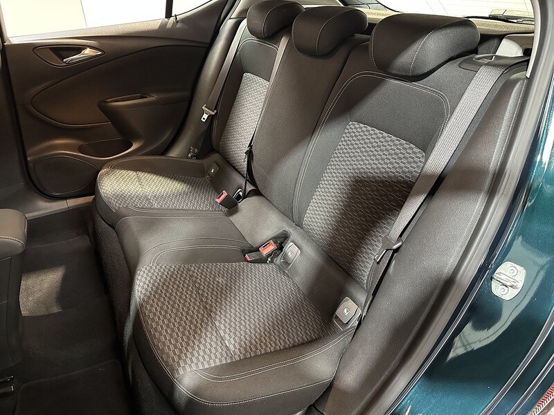 Used Vauxhall Astra 2018 for sale - 77821938: Photo 12
