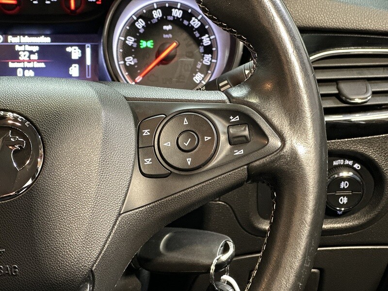 Used Vauxhall Astra 2018 for sale - 77821938: Photo 43