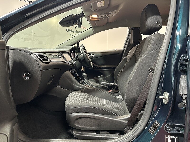 Used Vauxhall Astra 2018 for sale - 77821938: Photo 60