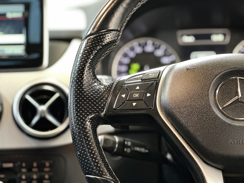 Used Mercedes-Benz B Class 2014 for sale - 76819361: Photo 39