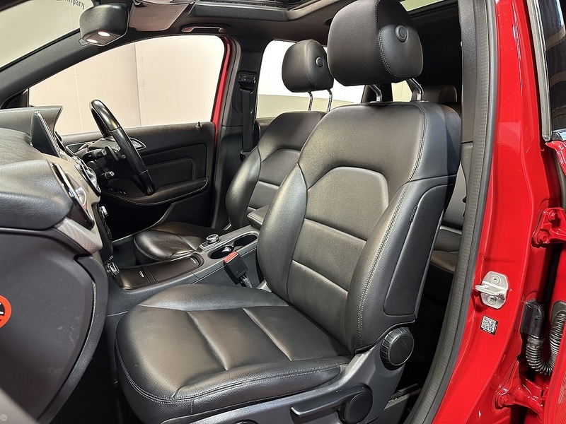 Used Mercedes-Benz B Class 2014 for sale - 76819361: Photo 9