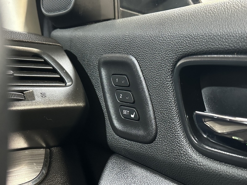 Used Honda CR-V 2017 for sale - 77917303: Photo 32