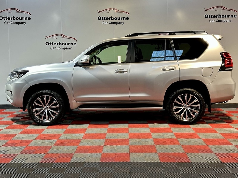 Used Toyota Land Cruiser 2023 for sale - 76819375: Photo 12