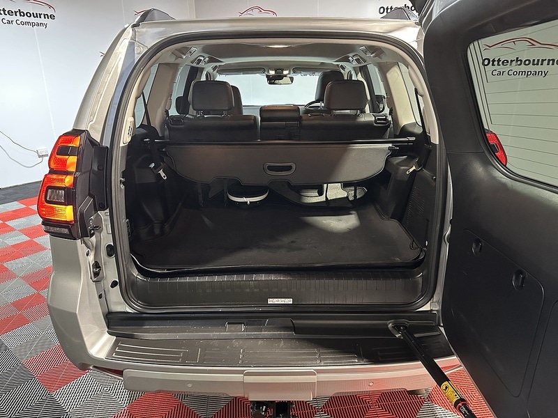 Used Toyota Land Cruiser 2023 for sale - 76819375: Photo 38