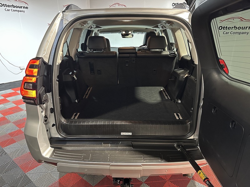 Used Toyota Land Cruiser 2023 for sale - 76819375: Photo 39