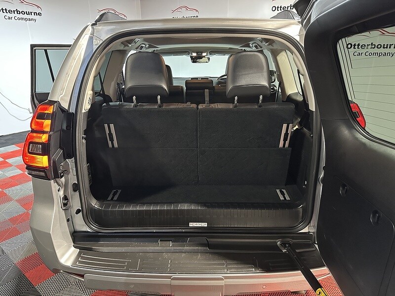 Used Toyota Land Cruiser 2023 for sale - 76819375: Photo 40