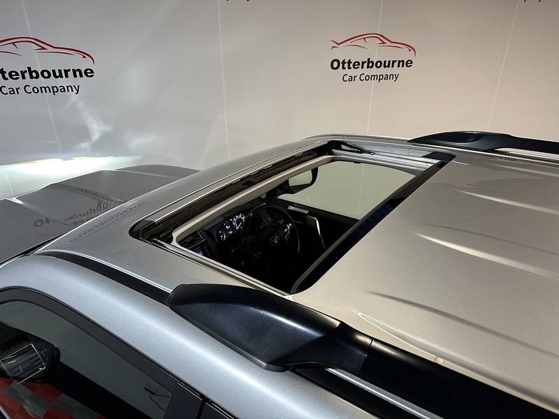 Used Toyota Land Cruiser 2023 for sale - 76819375: Photo 51