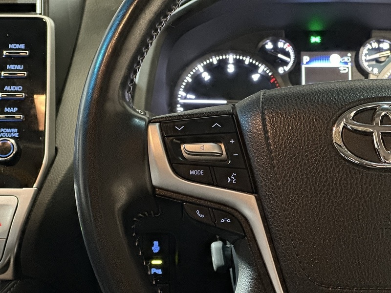 Used Toyota Land Cruiser 2023 for sale - 76819375: Photo 54