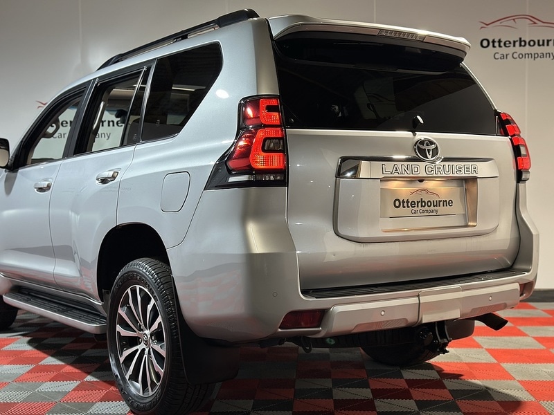 Used Toyota Land Cruiser 2023 for sale - 76819375: Photo 65