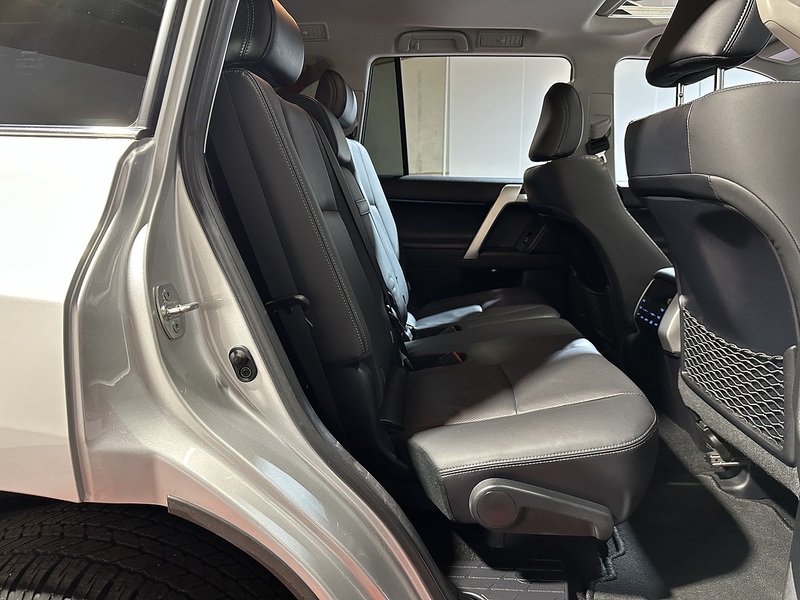 Used Toyota Land Cruiser 2023 for sale - 76819375: Photo 75