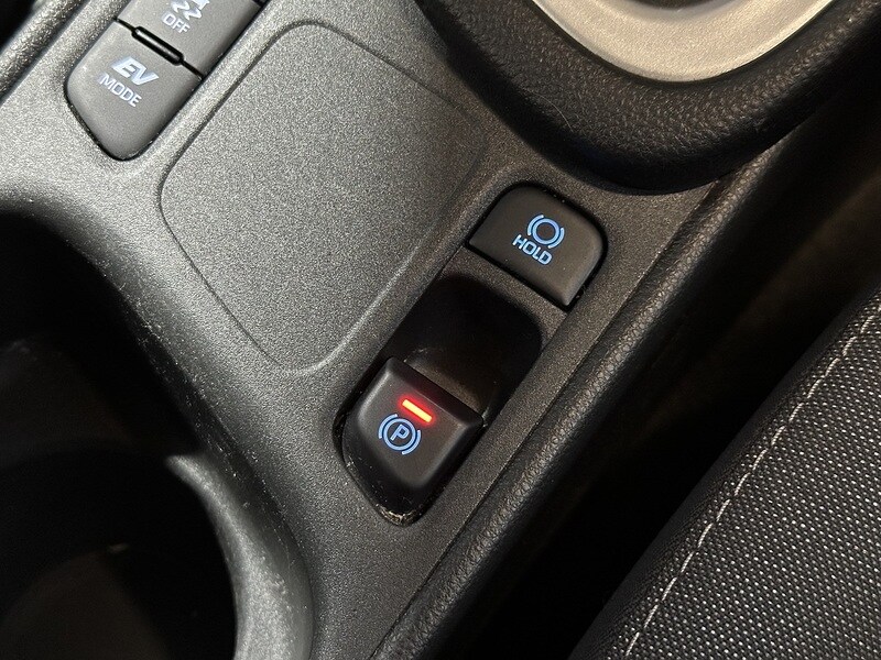 Used Toyota Yaris 2021 for sale - 77465295: Photo 28