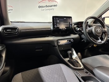 Used Toyota Yaris 2021 for sale - 77465295: Photo