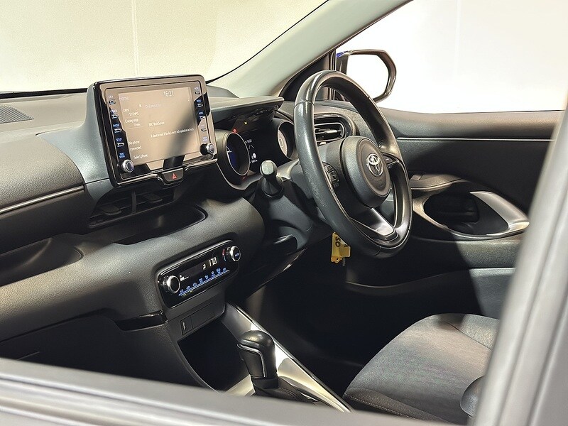 Used Toyota Yaris 2021 for sale - 77465295: Photo 49