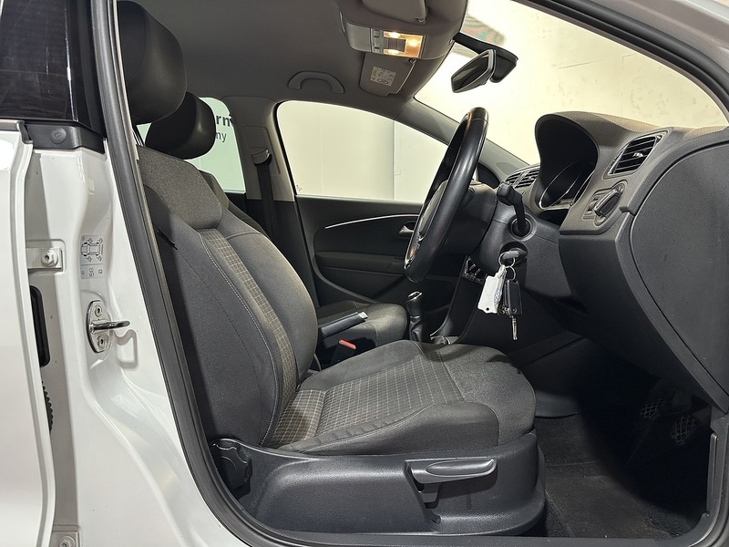 Used Volkswagen Polo 2016 for sale - 77223013: Photo 57