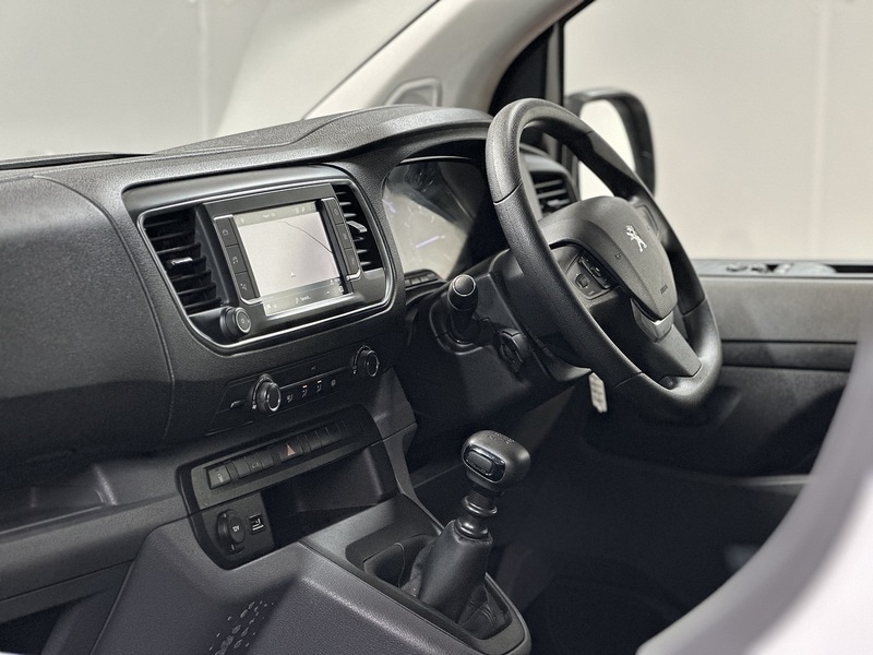 Used Peugeot Expert 2021 for sale - 76819355: Photo 31