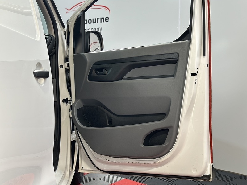 Used Peugeot Expert 2021 for sale - 76819355: Photo 40