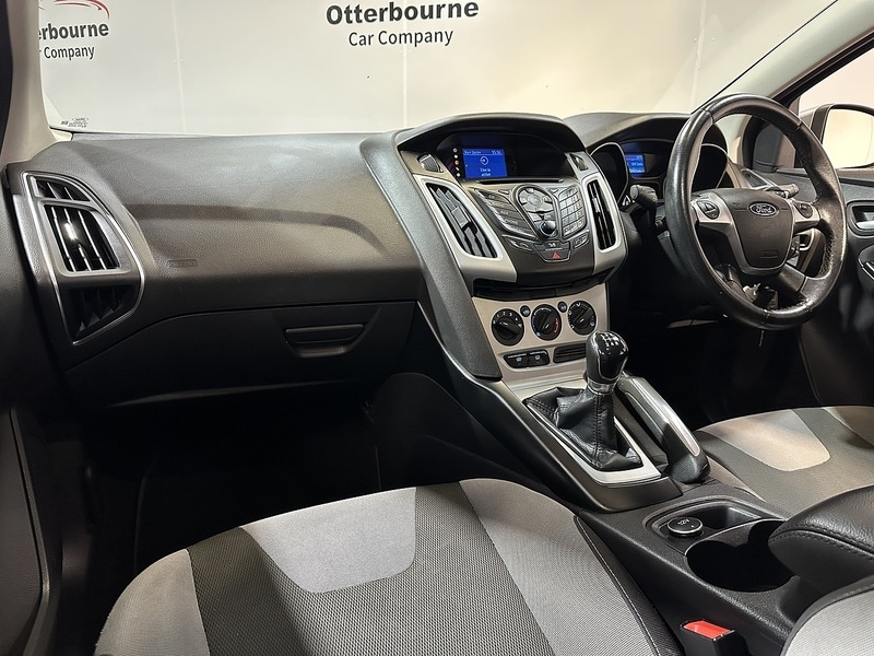 Used Ford Focus 2011 for sale - 78012743: Photo 2