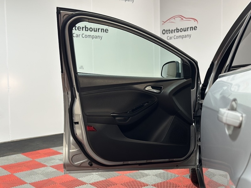 Used Ford Focus 2011 for sale - 78012743: Photo 46