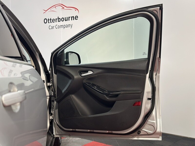 Used Ford Focus 2011 for sale - 78012743: Photo 47