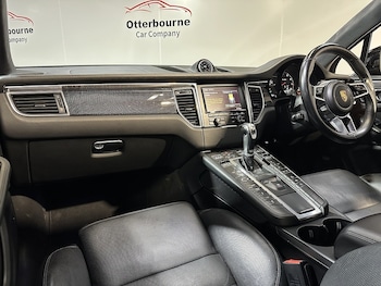 Used Porsche Macan 2014 for sale - 77494320: Photo