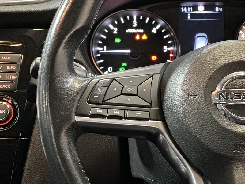 Used Nissan Qashqai 2018 for sale - 77781103: Photo 41