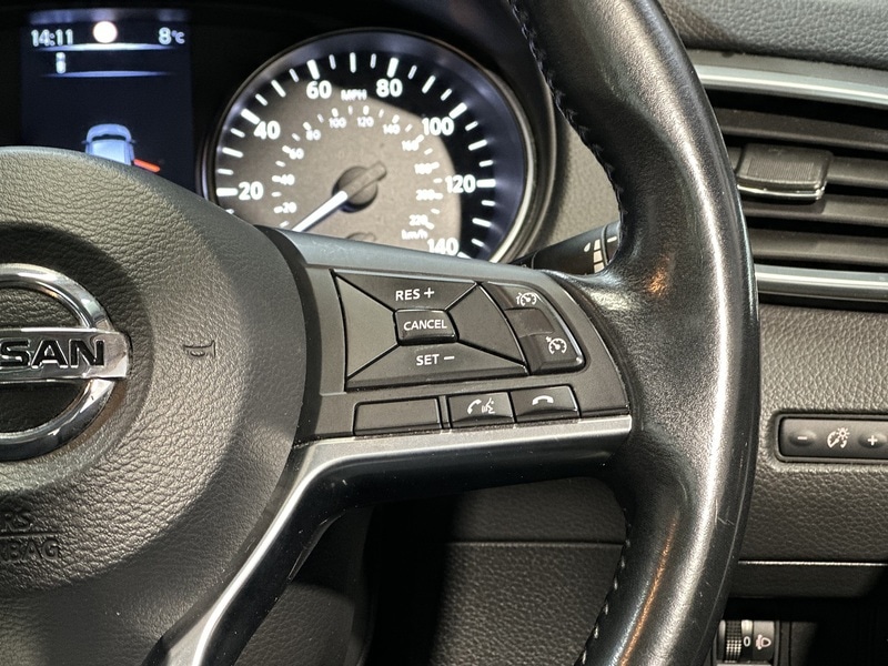 Used Nissan Qashqai 2018 for sale - 77781103: Photo 42