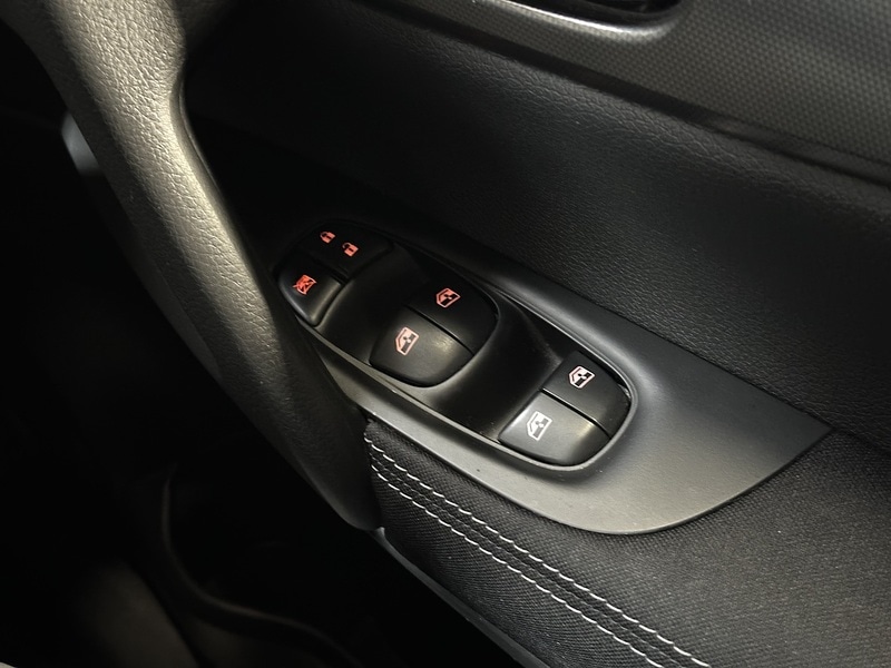 Used Nissan Qashqai 2018 for sale - 77781103: Photo 66