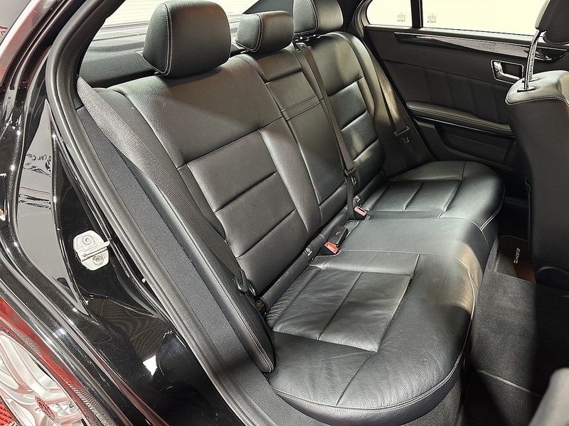 Used Mercedes-Benz E Class 2011 for sale - 77651126: Photo 10