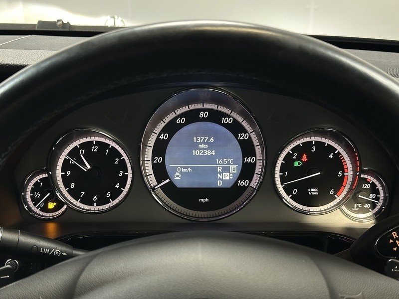 Used Mercedes-Benz E Class 2011 for sale - 77651126: Photo 18